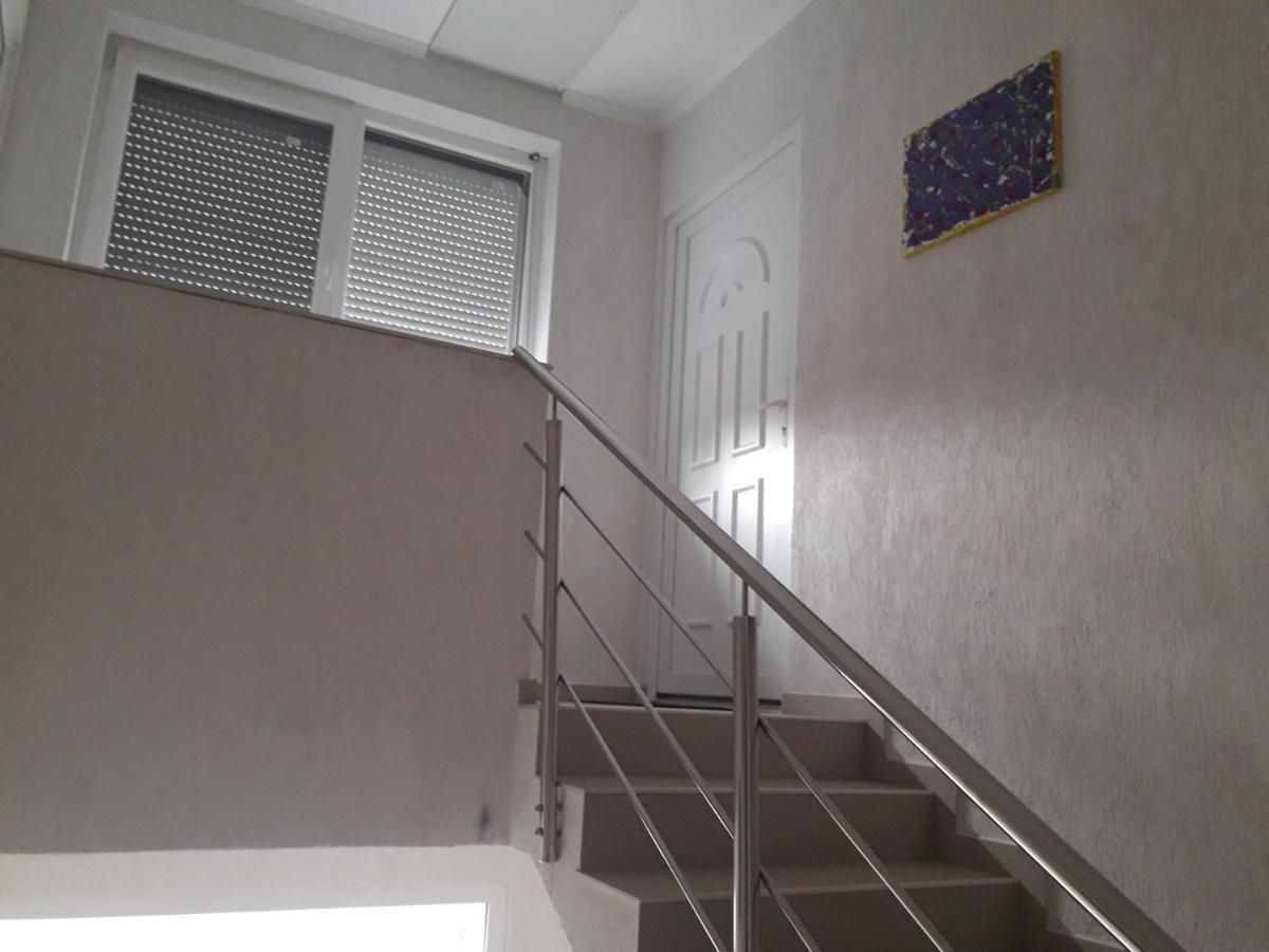 Mira Apartman 데브레첸 외부 사진